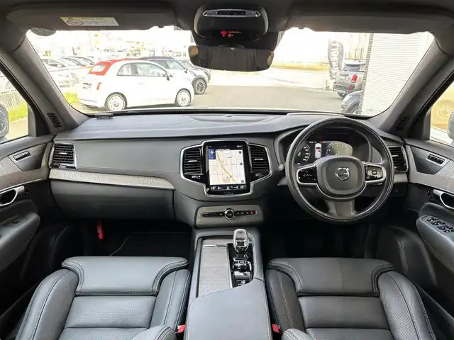 ボルボ ボルボ ＸＣ９０ B6 AWD インスクリプション 山梨県 2022(令4)年 0.8万km グレーＭ ワンオーナー/純正ナビ/　（フルセグTV/BT/AppleCarPlay/AndroidAuto）/360°カメラ/harman/kardon/インテリセーフ/LKA/BLIS/ACC/HUD/黒革/シートヒーター/ベンチレーション/ステアリングヒーター/電動テールゲート/LEDヘッドライト/純正20インチAW/ETC