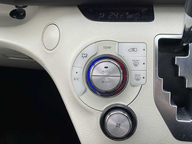 トヨタ シエンタ G 山梨県 2016(平28)年 2.9万km ヴィンテージブラウンパールクリスタルシャイン 両側パワースライドドア/アルパインナビ/BT/フルセグTV/CD/DVD/バックカメラ//ビルトインETC/純正フロアマット/スマートキー/オートマチックハイビーム/3列シート/ドライブレコーダー/アイドリングストップ