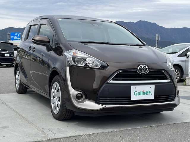 トヨタ シエンタ G 山梨県 2016(平28)年 2.9万km ヴィンテージブラウンパールクリスタルシャイン 両側パワースライドドア/アルパインナビ/BT/フルセグTV/CD/DVD/バックカメラ//ビルトインETC/純正フロアマット/スマートキー/オートマチックハイビーム/3列シート/ドライブレコーダー/アイドリングストップ