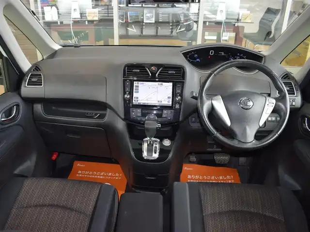 日産 セレナ ハイウェイS G S HV Aセーフ 神奈川県 2015(平27)年 5.8万km ブリリアントホワイトパール ワンオーナー/新車時保証書あり/純正HDDナビ/・AM/FM/CD/DVD/SD/BT/AUX//・フルセグ/・全周囲カメラ/両側電動スライドドア/フィリップダウンモニター/衝突軽減ブレーキ/レーンキープアシスト/電動格納ミラー/クルーズコントロール/コーナーセンサー/ウォークスルー/オートライト/HIDヘッドライト/フォグランプ/ウインカーミラー/サンシェード/ビルトインETC/純正マット/スマートキー/スペアキー/プッシュスタート