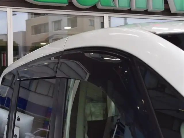 日産 セレナ ハイウェイS G S HV Aセーフ 神奈川県 2015(平27)年 5.8万km ブリリアントホワイトパール ワンオーナー/新車時保証書あり/純正HDDナビ/・AM/FM/CD/DVD/SD/BT/AUX//・フルセグ/・全周囲カメラ/両側電動スライドドア/フィリップダウンモニター/衝突軽減ブレーキ/レーンキープアシスト/電動格納ミラー/クルーズコントロール/コーナーセンサー/ウォークスルー/オートライト/HIDヘッドライト/フォグランプ/ウインカーミラー/サンシェード/ビルトインETC/純正マット/スマートキー/スペアキー/プッシュスタート