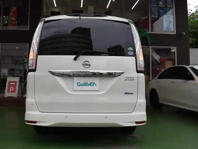 日産 セレナ ハイウェイS G S HV Aセーフ 神奈川県 2015(平27)年 5.8万km ブリリアントホワイトパール ワンオーナー/新車時保証書あり/純正HDDナビ/・AM/FM/CD/DVD/SD/BT/AUX//・フルセグ/・全周囲カメラ/両側電動スライドドア/フィリップダウンモニター/衝突軽減ブレーキ/レーンキープアシスト/電動格納ミラー/クルーズコントロール/コーナーセンサー/ウォークスルー/オートライト/HIDヘッドライト/フォグランプ/ウインカーミラー/サンシェード/ビルトインETC/純正マット/スマートキー/スペアキー/プッシュスタート