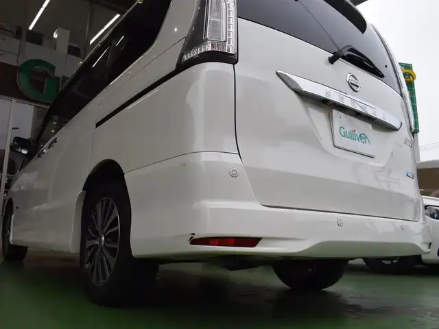 日産 セレナ ハイウェイS G S HV Aセーフ 神奈川県 2015(平27)年 5.8万km ブリリアントホワイトパール ワンオーナー/新車時保証書あり/純正HDDナビ/・AM/FM/CD/DVD/SD/BT/AUX//・フルセグ/・全周囲カメラ/両側電動スライドドア/フィリップダウンモニター/衝突軽減ブレーキ/レーンキープアシスト/電動格納ミラー/クルーズコントロール/コーナーセンサー/ウォークスルー/オートライト/HIDヘッドライト/フォグランプ/ウインカーミラー/サンシェード/ビルトインETC/純正マット/スマートキー/スペアキー/プッシュスタート