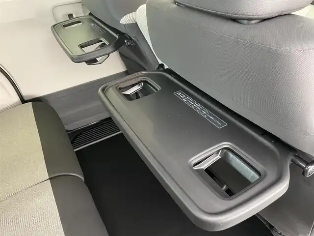 ホンダ Ｎ ＢＯＸ 愛知県 2025(令7)年 0.1万km クリスタルブラックパール ホンダセンシング　両側パワースライドドア　シートヒーター　ホンダコネクトナビ装着パッケージ　電動パーキングブレーキ　衝突軽減装置　追従クルコン　ハンドル支援　ＬＥＤオートライト　リアシェード　禁煙車