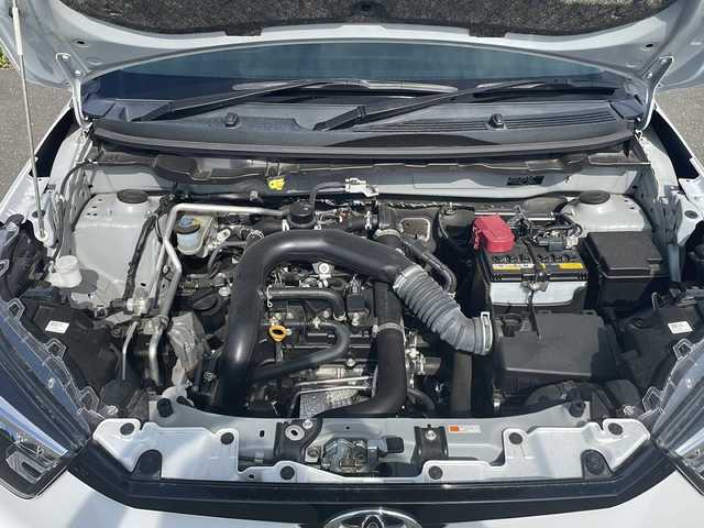 トヨタ ライズ G 岩手県 2020(令2)年 4.8万km シャイニングホワイトパール 9インチディスプレイオーディオ/AM/FM/Bluetooth/フルセグTV/純正オーディオ/バックカメラ/ビルトインETC2.0/衝突被害軽減ブレーキ/レーンキープアシスト/横滑り防止装置/アイドリングストップ/オートライト/オートハイビーム/LEDヘッドライト/スマートキー/プッシュスタート/電動格納ミラー/純正16インチAW/純正フロアマット/純正ドアバイザー/保証書/取扱説明書