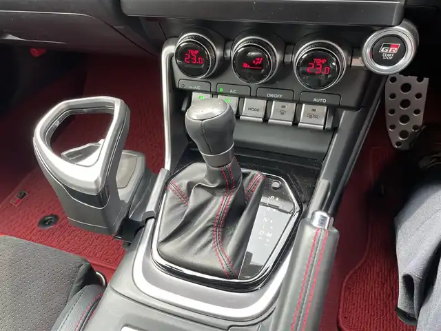 トヨタ ＧＲ８６ RZ 神奈川県 2022(令4)年 2.3万km 赤 ワンオーナー/社外メモリーナビ・地デジTV/社外CD/DVD/SD/MSV/BT/バックモニター/ETC/前後ドライブレコーダー/ハーフレザーシート/前席シートヒーター/アイサイト/レーダークルーズコントロール/PCB/LDW/BSD/RCTA/RAB/コーナーセンサー/純正18インチAW/LEDライト/パドルシフト/プッシュスタート/スマートキー/保証書・取説あり