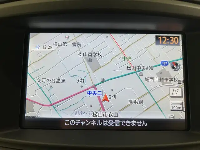 日産 エルグランド 250HWS アーバンクロム 愛媛県 2015(平27)年 4.2万km ブリリアントホワイトパール ・純正ナビ/(フルセグ/CD/DVD/BT)/・全方位カメラ/・クルーズコントロール/・パワーバックドア/・両側パワースライドドア/・フリップダウンモニター/・前後ドライブレコーダー/・純正18インチアルミホイール/・純正フロアマット/・ビルトインETC/・ステアリングリモコン/・ドアバイザー