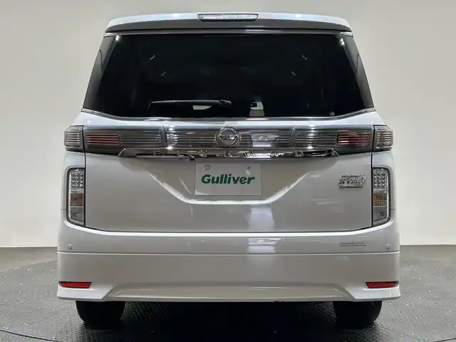 日産 エルグランド 250HWS アーバンクロム 愛媛県 2015(平27)年 4.2万km ブリリアントホワイトパール ・純正ナビ/(フルセグ/CD/DVD/BT)/・全方位カメラ/・クルーズコントロール/・パワーバックドア/・両側パワースライドドア/・フリップダウンモニター/・前後ドライブレコーダー/・純正18インチアルミホイール/・純正フロアマット/・ビルトインETC/・ステアリングリモコン/・ドアバイザー