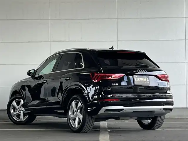 アウディ Ｑ３ 35TDIクワトロ アドバンスド 山形県 2021(令3)年 3.4万km 黒 4WD/純正ナビ/Bluetooth/USB/SD/フルセグTV/AppleCarPlay/AndroidAuto/ドライブセレクト/アダプティブクルーズコントロール/レーンキープアシスト/ブラインドスポットモニター/シートヒーターD/N席/レインセンサー/パーキングセンサー/アイドリングストップ/パドルシフト/ダウンヒルアシスト/純正LEDヘッドライト/オートライト/前後ドライブレコーダー