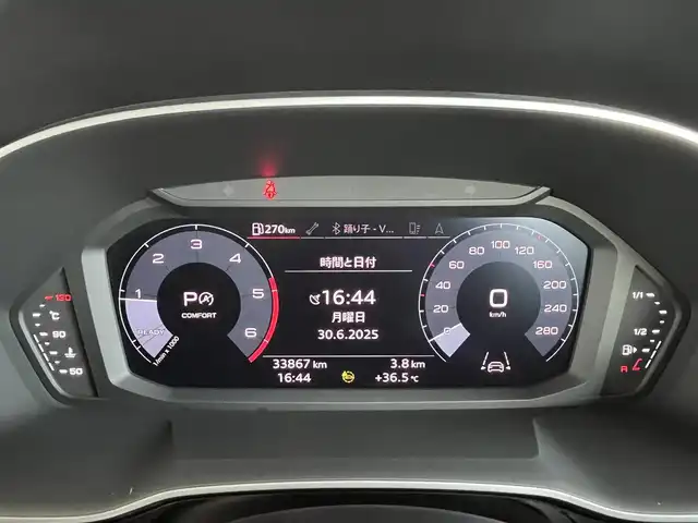 アウディ Ｑ３ 35TDIクワトロ アドバンスド 山形県 2021(令3)年 3.4万km 黒 4WD/純正ナビ/Bluetooth/USB/SD/フルセグTV/AppleCarPlay/AndroidAuto/ドライブセレクト/アダプティブクルーズコントロール/レーンキープアシスト/ブラインドスポットモニター/シートヒーターD/N席/レインセンサー/パーキングセンサー/アイドリングストップ/パドルシフト/ダウンヒルアシスト/純正LEDヘッドライト/オートライト/前後ドライブレコーダー
