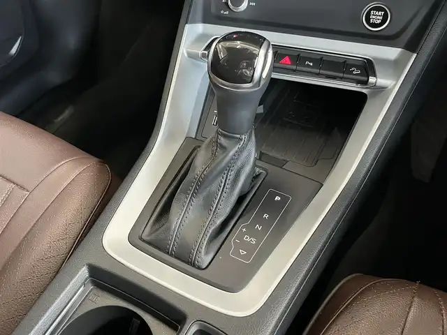 アウディ Ｑ３ 35TDIクワトロ アドバンスド 山形県 2021(令3)年 3.4万km 黒 4WD/純正ナビ/Bluetooth/USB/SD/フルセグTV/AppleCarPlay/AndroidAuto/ドライブセレクト/アダプティブクルーズコントロール/レーンキープアシスト/ブラインドスポットモニター/シートヒーターD/N席/レインセンサー/パーキングセンサー/アイドリングストップ/パドルシフト/ダウンヒルアシスト/純正LEDヘッドライト/オートライト/前後ドライブレコーダー