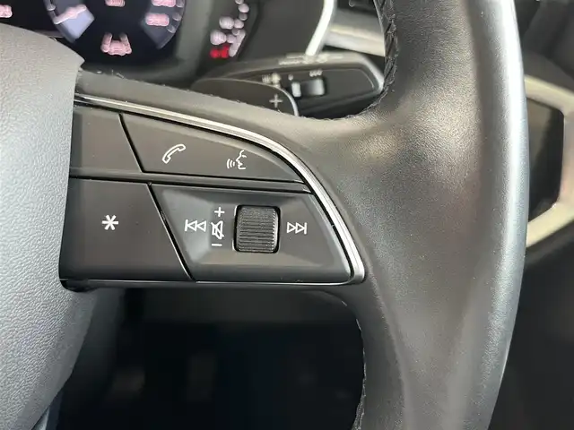 アウディ Ｑ３ 35TDIクワトロ アドバンスド 山形県 2021(令3)年 3.4万km 黒 4WD/純正ナビ/Bluetooth/USB/SD/フルセグTV/AppleCarPlay/AndroidAuto/ドライブセレクト/アダプティブクルーズコントロール/レーンキープアシスト/ブラインドスポットモニター/シートヒーターD/N席/レインセンサー/パーキングセンサー/アイドリングストップ/パドルシフト/ダウンヒルアシスト/純正LEDヘッドライト/オートライト/前後ドライブレコーダー