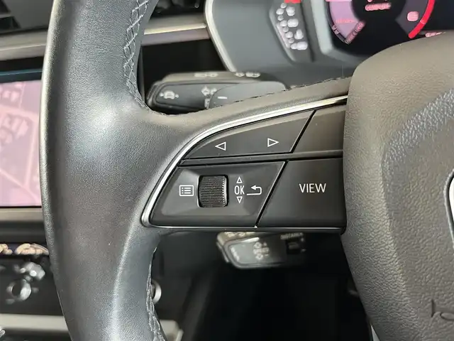アウディ Ｑ３ 35TDIクワトロ アドバンスド 山形県 2021(令3)年 3.4万km 黒 4WD/純正ナビ/Bluetooth/USB/SD/フルセグTV/AppleCarPlay/AndroidAuto/ドライブセレクト/アダプティブクルーズコントロール/レーンキープアシスト/ブラインドスポットモニター/シートヒーターD/N席/レインセンサー/パーキングセンサー/アイドリングストップ/パドルシフト/ダウンヒルアシスト/純正LEDヘッドライト/オートライト/前後ドライブレコーダー