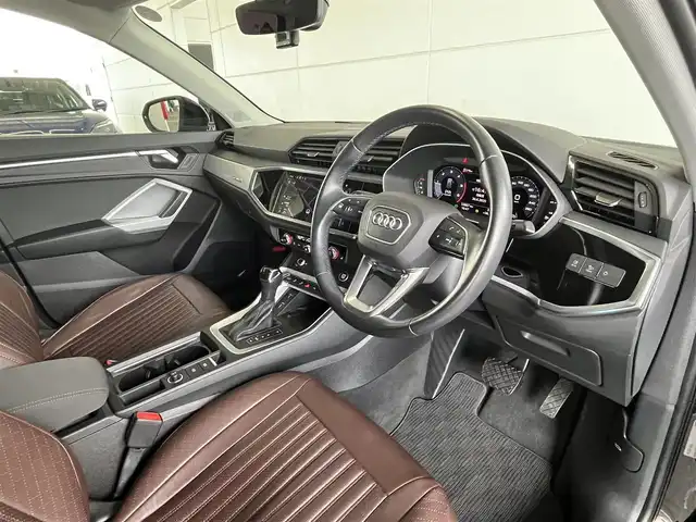 アウディ Ｑ３ 35TDIクワトロ アドバンスド 山形県 2021(令3)年 3.4万km 黒 4WD/純正ナビ/Bluetooth/USB/SD/フルセグTV/AppleCarPlay/AndroidAuto/ドライブセレクト/アダプティブクルーズコントロール/レーンキープアシスト/ブラインドスポットモニター/シートヒーターD/N席/レインセンサー/パーキングセンサー/アイドリングストップ/パドルシフト/ダウンヒルアシスト/純正LEDヘッドライト/オートライト/前後ドライブレコーダー