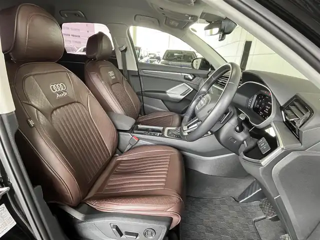 アウディ Ｑ３ 35TDIクワトロ アドバンスド 山形県 2021(令3)年 3.4万km 黒 4WD/純正ナビ/Bluetooth/USB/SD/フルセグTV/AppleCarPlay/AndroidAuto/ドライブセレクト/アダプティブクルーズコントロール/レーンキープアシスト/ブラインドスポットモニター/シートヒーターD/N席/レインセンサー/パーキングセンサー/アイドリングストップ/パドルシフト/ダウンヒルアシスト/純正LEDヘッドライト/オートライト/前後ドライブレコーダー