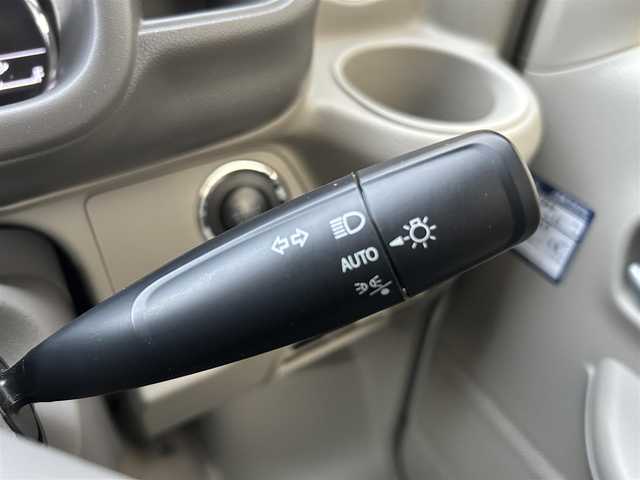 スズキ エブリィ ワゴン PZターボ スペシャル 大阪府 2023(令5)年 2.2万km パールホワイト ワンオーナー/スズキセーフティサポート/・ブレーキサポート/・誤発進抑制/・車線逸脱/・ふらつき警報/・先行車発進お知らせ/・ハイビームアシスト/・後退時ブレーキサポート/・後方誤発信抑制/・リアパーキングセンサー/純正メモリナビ（CN-HZ785W）/BT/CD/DVD/SD/フルセグTV/純正前後ドライブレコーダー/バックカメラ/ETC/両側パワースライドドア/オートステップ/シートヒーター/ディスチャージヘッドライト/フロントフォグ/純正フロアマット/プッシュスタート/スマートキー×２/取扱説明書/保証書
