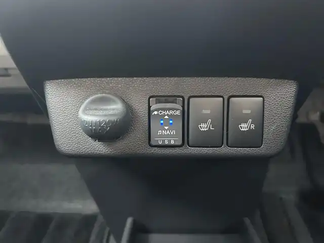 ダイハツ ミラ イース G リミテッド SAⅢ 静岡県 2019(平31)年 3.6万km マゼンタベリーマイカM 純正ナビ　/・フルセグＴＶ　/・Ｂｌｕｅｔｏｏｔｈ接続　/・ＤＶＤ再生　/・ＵＳＢ入力端子　/スマアシ３　/・衝突回避支援ブレーキ/・車線逸脱警報/・誤発進抑制機能/・オートハイビーム/・前後コーナーセンサー/プッシュスタート　/スマートキー　/ドラレコ　/ＬＥＤオートライト/保証書/取扱説明書