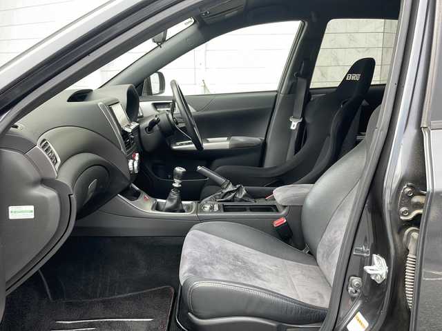 スバル インプレッサ ＷＲＸ STi 神奈川県 2008(平20)年 7.2万km ダークグレーメタリック 6速MT/NARDIステアリング/D席BRIDEシート/ADVANRacingアルミホイール/STiブレーキキャリパー/STiエアロ/STiアルミホイール積載/運転席STiシート積載/STiステアリング積載/BLITZマフラー【ニュルスペック　C-Ti】/OHLINS車高調/純正サスペンション積載/社外HDDナビ【AM/FM/CD/DVD】/ETC/プッシュスタート/スマートキー/スペアキー×１/取扱説明書/保安基準試験成績書類/保証書