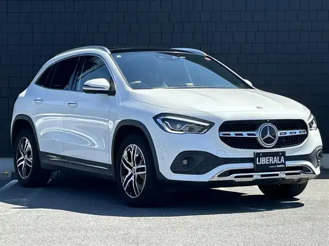 メルセデス・ベンツ ＧＬＡ２００ｄ 4マチック 埼玉県 2020(令2)年 3.3万km ポーラホワイト パノラミックスライディングルーフ/黒ハーフレザーシート/レーダーセーフティＰＫＧ/純正HDDナビ/(Bluetooth/USB/フルセグ)/３６０度カメラ/パワーシート/シートヒーター/パワーバックドア/ドライブレコーダー/ＥＴＣ