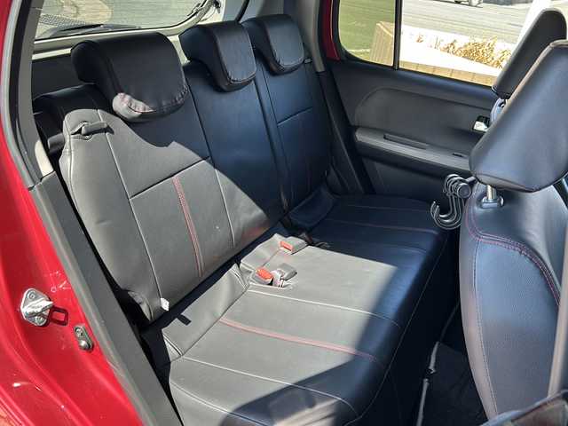 トヨタ パッソ モーダ　Gパッケージ 静岡県 2016(平28)年 4.9万km ブラックマイカ/マゼンダベリーメタリック 純正ナビ/・AM/FM/・CD/DVD/・SD録音/・フルセグTV/・Bluetooth/主要装備/・ドライブレコーダー/・ＥＴＣ/・バックカメラ/・ＬＥＤヘッドライト/・プッシュスタート/・プリクラッシュセーフティ/・アイドリングストップ/・横滑り防止装置/・オートエアコン/・オートライト/・フォグランプ