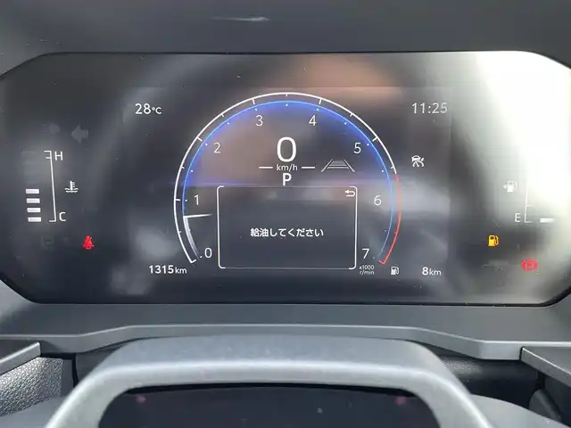 トヨタ ランドクルーザー ２５０ VX 佐賀県 2024(令6)年 0.2万km プラチナホワイトパールマイカ ワンオーナー/チルト＆スライド電動ムーンルーフ/黒革シート/純正12.3インチディスプレイオーディオ(ナビ機能/前後ドライブレコーダー機能付)/・フルセグTV/AM/FM/USB/HDMI/Bluetooth/パノラミックビューモニター/ビルトインETC2.0/デジタルインナーミラー/パワーバックドア(予約ロック機能)/電子パーキングブレーキ/・AUTO HOLD機能/後席エアコン/D席パワーシート/DN席シートヒーター/シートベンチレーション/革巻きステアリング/ステアリングヒーター/ステアリングリモコン/純正18インチアルミホイール/純正LEDヘッドライト/・オートマチックハイビーム/純正LEDフォグランプ/リヤフォグランプ/純正フロアマット/純正ドアバイザ―/新車保証書/スペアキー１本/トヨタセーフティセンス/・レーダークルーズコントロール/・レーンディパーチャーアラート/・ブラインドスポットモニター/・プリクラッシュセーフティ/・プロアクティブドライビングアシスト/・クリアランスソナー/・リヤクロストラフィックアラート/・ロードサインアシスト/・安心降車アシスト