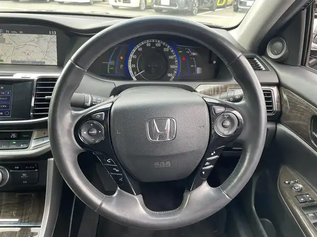 ホンダ アコード ハイブリッド LX 東京都 2013(平25)年 4.1万km プレミアムスパークルブラックパール 純正HDDナビ（フルセグ/BT/DVD/CD/USB/iPod）/D席/N席パワーシート/クルーズコントロール/ビルトインETC/アンビエントメーター/ウッドコンビパネル/純正フォグ/純正１７インチアルミ