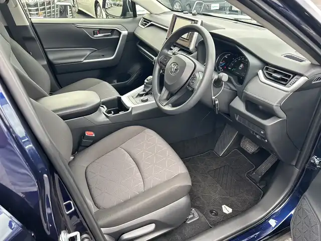 トヨタ ＲＡＶ４ ハイブリットX 千葉県 2024(令6)年 0.1万km ダークブルーマイカ サンルーフ ナビＮＭＺＫ－Ｗ７３Ｄ　バックカメラ　２．０ＥＴＣ　クルコン　ドラレコ　フルセグ　１００Ｖ充電　スマートキー マット バイザー ＬＥＤライト オートライト 17インチAW セーフティセンス