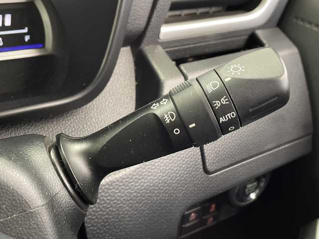 トヨタ タンク カスタムG－T 千葉県 2018(平30)年 10万km ブラックマイカメタリック 衝突軽減ブレーキ/純正SDナビ/（フルセグ/Bluetooth/USB/FM/AM）/バックカメラ/ETC/コーナーセンサー/パワースライドドア/ドライブレコーダー（前後）/アイドリングストップ/シートヒーター（運転席＋助手席）/LEDヘッドライト/電動格納ミラー