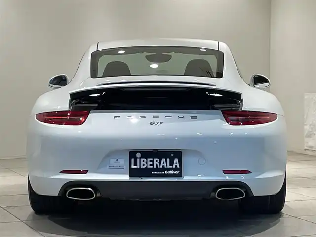 ポルシェ ９１１ カレラ 愛知県 2013(平25)年 1.4万km ピュアホワイト カレラレッド／レザーインテリア　/スポーツデザインステアリング　/シートヒーター　/ＰＤＬＳ　/電動格納ミラー/カラークレスト　/純正ナビ　/バックカメラ　/Ｂｌｕｅｔｏｏｔｈ　/フルセグＴＶ　/オートライト　/ＥＴＣ/パワーシート/アイドリングストップ