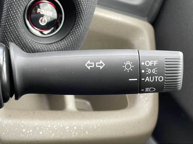 ホンダ フリード ハイブリット e:HEV AIR EX 山口県 2025(令7)年 0.1千km プラチナホワイトパール 9インチ純正ナビ　[LXM-242ZFNI]/・AM/FM/USB/Apple CarPlay/Android Auto/Bluetooth/フルセグテレビ/バックカメラ/純正LEDヘッドライト/純正アルミホイール/プッシュスタート/スペアキー/両側パワースライドドア/アイドリングストップ/Honda SENSING/　・急アクセル抑制機能/　・渋滞追従機能付アダプティブクルーズコントロール（ACC）/　・トラフィックジャムアシスト（渋滞運転支援機能）/　・ブラインドスポットインフォメーション/　・衝突軽減ブレーキ（CMBS）/　・VSA（ABS＋TCS＋横滑り抑制）/　・オートライトコントロール/　・車線維持支援システム（LKAS）/　・先行車発進お知らせ機能