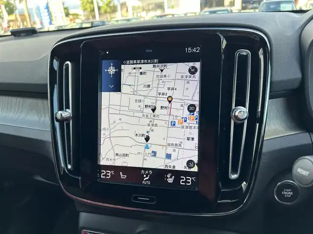 ボルボ ＸＣ４０ T4 AWD インスクリプション 滋賀県 2019(平31)年 3.7万km クリスタルホワイトP harman/kardonサラウンド/本革シート/シートヒーター/ステアリングヒーター/純正ナビ/USB/Bluetooth/フルセグTV/360°カメラ/LEDヘッドライト/ワイヤレスチャージング/パワーテールゲート/クリスタルシフトノブ