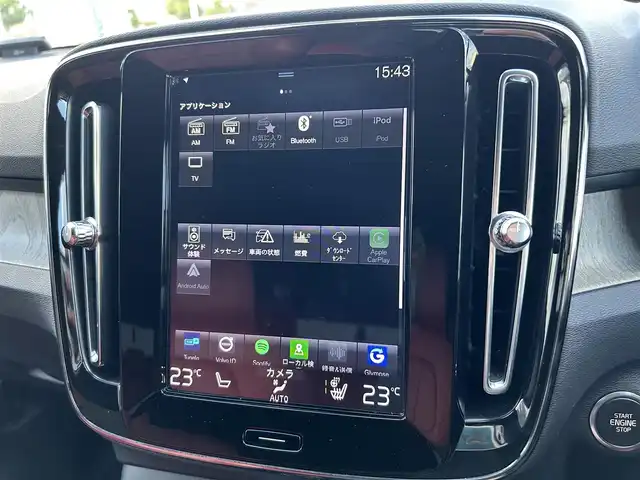 ボルボ ＸＣ４０ T4 AWD インスクリプション 滋賀県 2019(平31)年 3.7万km クリスタルホワイトP harman/kardonサラウンド/本革シート/シートヒーター/ステアリングヒーター/純正ナビ/USB/Bluetooth/フルセグTV/360°カメラ/LEDヘッドライト/ワイヤレスチャージング/パワーテールゲート/クリスタルシフトノブ