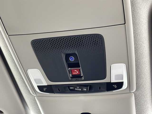 ホンダ ステップワゴン eHEV エアー EX 千葉県 2025(令7)年 0.1千km プラチナホワイトパール 登録済未使用車/純正11インチナビ/　CD/DVD/Bluetooth/フルセグTV/　Apple car play/Android Auto/ホンダセンシング/レーダークルーズコントロール/レーンキープアシスト/衝突軽減ブレーキ/クリアランスソナー/ブラインドスポットモニター/先行車発進警報/標識認識機能/電動パーキング/オートホールド/オートハイビーム/両側パワスラ/パワーバックドア/前席シートヒーター/パドルシフト/LEDライト/フォグランプ/シートバックテーブル/後席USB端子/ロールサンシェード