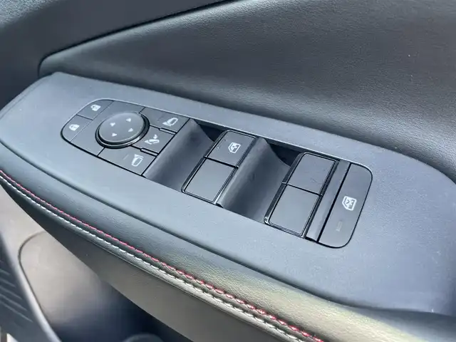 日産 オーラ ニスモ 熊本県 2022(令4)年 0.5万km ダークメタルグレー/スーパーブラック2トーン プロパイロット/ワンオーナー/プッシュスタート/純正ナビ/（フルセグTV・BTオーディオ・HDMI）/アラウンドビューモニター/ビルトインETC/純正17インチAW/LEDヘッドライト/オートライト/フォグライト/前後コーナーセンサー/横滑り防止装置/ウィンカーミラー/純正フロアマット/純正ドアバイザー/新車保証書/取扱説明書/スマートスペアキー×1本