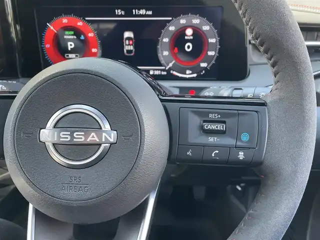 日産 オーラ ニスモ 熊本県 2022(令4)年 0.5万km ダークメタルグレー/スーパーブラック2トーン プロパイロット/ワンオーナー/プッシュスタート/純正ナビ/（フルセグTV・BTオーディオ・HDMI）/アラウンドビューモニター/ビルトインETC/純正17インチAW/LEDヘッドライト/オートライト/フォグライト/前後コーナーセンサー/横滑り防止装置/ウィンカーミラー/純正フロアマット/純正ドアバイザー/新車保証書/取扱説明書/スマートスペアキー×1本