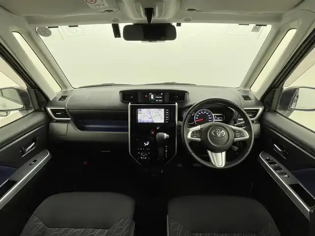 トヨタ タンク カスタムG 熊本県 2019(令1)年 4.2万km ブラックマイカメタリック/パールホワイト2トーン 禁煙車　/純正ナビNSZT-W68T（ＣＤ・ＤＶＤ・フルセグ・ＢＴ・ＵＳＢ）/バックカメラ　/純正前方ドライブレコーダー　/クルーズコントロール/ビルトインＥＴＣ　/両側パワースライドドア　/前後クリアランスソナー　/前席シートヒーター/衝突軽減ブレーキ/横滑り防止/アイドリングストップ/ISOFIX/純正フロアマット/純正１４インチAW/オートライト/オートマチックハイビーム/スマートキー/プッシュスタート/取扱説明書