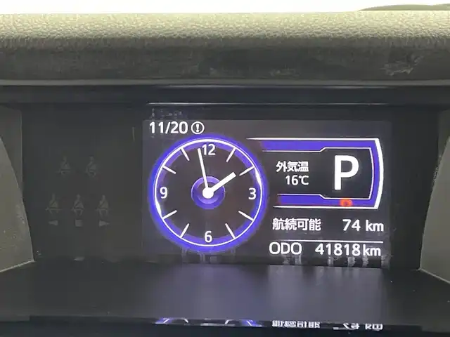 トヨタ タンク カスタムG 熊本県 2019(令1)年 4.2万km ブラックマイカメタリック/パールホワイト2トーン 禁煙車　/純正ナビNSZT-W68T（ＣＤ・ＤＶＤ・フルセグ・ＢＴ・ＵＳＢ）/バックカメラ　/純正前方ドライブレコーダー　/クルーズコントロール/ビルトインＥＴＣ　/両側パワースライドドア　/前後クリアランスソナー　/前席シートヒーター/衝突軽減ブレーキ/横滑り防止/アイドリングストップ/ISOFIX/純正フロアマット/純正１４インチAW/オートライト/オートマチックハイビーム/スマートキー/プッシュスタート/取扱説明書