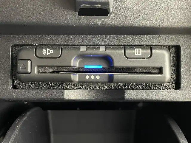 トヨタ ヴェルファイア Z 滋賀県 2019(令1)年 3.5万km ブラック アルパイン11インチナビ/【Bluetooth/CD/DVD/フルセグTV】/追従クルーズコントロール/両側パワースライドドア/フリップダウンモニター/バックカメラ/ビルトインETC/前後ドライブレコーダー/クリアランスソナー/電動パーキングブレーキ/スマートキー/スペアキー/純正18インチアルミホイール