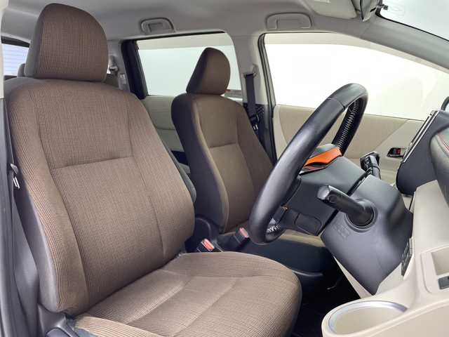 トヨタ シエンタ G 大阪府 2016(平28)年 6.6万km ヴィンテージブラウンパールクリスタルシャイン 純正ナビ/・CD/・Bluetooth/両側パワースライドドア/オートライト/ＥＴＣ/アイドリングストップ/オートエアコン/ステアリングスイッチ/スマートキー/プッシュスタート