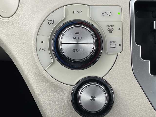 トヨタ シエンタ G 大阪府 2016(平28)年 6.6万km ヴィンテージブラウンパールクリスタルシャイン 純正ナビ/・CD/・Bluetooth/両側パワースライドドア/オートライト/ＥＴＣ/アイドリングストップ/オートエアコン/ステアリングスイッチ/スマートキー/プッシュスタート