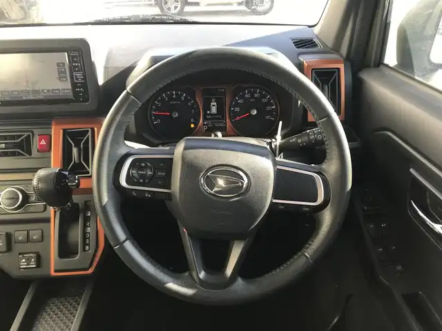 ダイハツ タフト G 富山県 2020(令2)年 7.5万km フォレストカーキメタリック 4WD/ガラスルーフ/純正ナビ/フルセグTV/Bluetooth/ドライブレコーダー/バックカメラ/衝突被害軽減ブレーキ/コーナーセンサー/ステアリングスイッチ/シートヒーター/プッシュスタート/スマートキー/LEDヘッドライト/オートライト/ETC