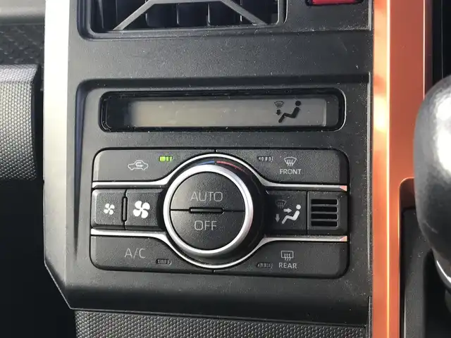 ダイハツ タフト G 富山県 2020(令2)年 7.5万km フォレストカーキメタリック 4WD/ガラスルーフ/純正ナビ/フルセグTV/Bluetooth/ドライブレコーダー/バックカメラ/衝突被害軽減ブレーキ/コーナーセンサー/ステアリングスイッチ/シートヒーター/プッシュスタート/スマートキー/LEDヘッドライト/オートライト/ETC