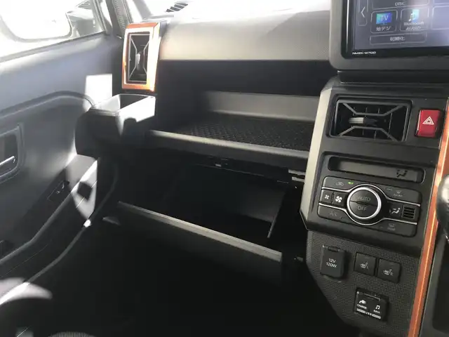 ダイハツ タフト G 富山県 2020(令2)年 7.5万km フォレストカーキメタリック 4WD/ガラスルーフ/純正ナビ/フルセグTV/Bluetooth/ドライブレコーダー/バックカメラ/衝突被害軽減ブレーキ/コーナーセンサー/ステアリングスイッチ/シートヒーター/プッシュスタート/スマートキー/LEDヘッドライト/オートライト/ETC