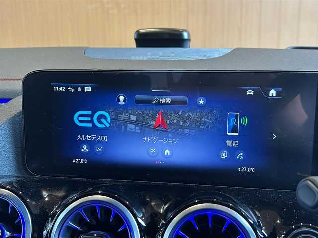 メルセデス・ベンツ Ｍ・ベンツ ＥＱＡ２５０ + AMGライン 宮城県 2024(令6)年 0.6万km ポーラホワイト レーダーセーフティパッケージ/パノラミックスライディングルーフ/ヘッドアップディスプレイ/MBUXナビ/360°カメラシステム/ワイヤレスチャージング/ハーフレザーシート/シートヒーター/メモリー機能付きパワーシート/社外18インチAW（純正AW付きサマータイヤ付属）/アンビエントライト/キーレスゴー/パワーバックドア/保証書、取扱説明書、充電ケーブル、スペアキー付属