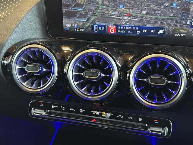 メルセデス・ベンツ Ｍ・ベンツ ＥＱＡ２５０ + AMGライン 宮城県 2024(令6)年 0.6万km ポーラホワイト レーダーセーフティパッケージ/パノラミックスライディングルーフ/ヘッドアップディスプレイ/MBUXナビ/360°カメラシステム/ワイヤレスチャージング/ハーフレザーシート/シートヒーター/メモリー機能付きパワーシート/社外18インチAW（純正AW付きサマータイヤ付属）/アンビエントライト/キーレスゴー/パワーバックドア/保証書、取扱説明書、充電ケーブル、スペアキー付属