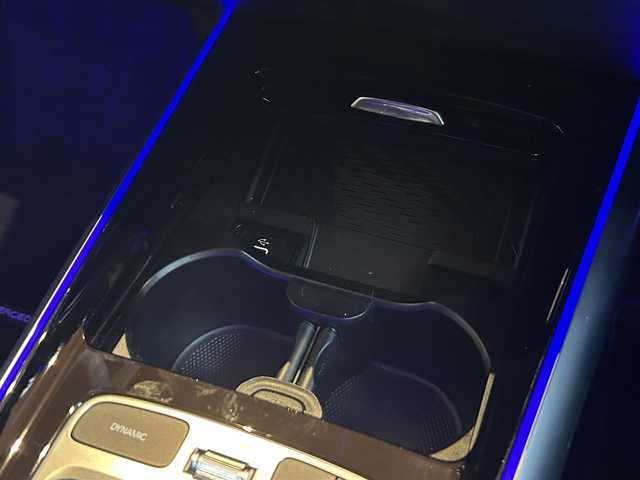 メルセデス・ベンツ Ｍ・ベンツ ＥＱＡ２５０ + AMGライン 宮城県 2024(令6)年 0.6万km ポーラホワイト レーダーセーフティパッケージ/パノラミックスライディングルーフ/ヘッドアップディスプレイ/MBUXナビ/360°カメラシステム/ワイヤレスチャージング/ハーフレザーシート/シートヒーター/メモリー機能付きパワーシート/社外18インチAW（純正AW付きサマータイヤ付属）/アンビエントライト/キーレスゴー/パワーバックドア/保証書、取扱説明書、充電ケーブル、スペアキー付属