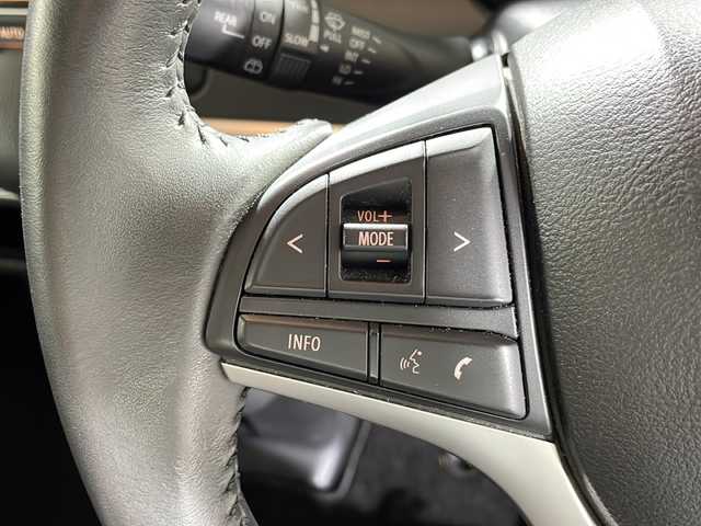 スズキ スペーシア ギア 沖縄県 2023(令5)年 1.8万km シフォンアイボリーM 禁煙車/県外仕入/純正9インチナビ/ （Bluetooth/CD/DVD/ワンセグTV/AM/FM）/両側パワースライドドア/ＨＵＤ　/クルーズコントロール　/前後ドライブレコーダー　/シートヒーター　/ＥＴＣ/ステアリングリモコン/LＥＤヘッドライト/オートライト/ルーフレール/純正アルミ/ドアバイザー