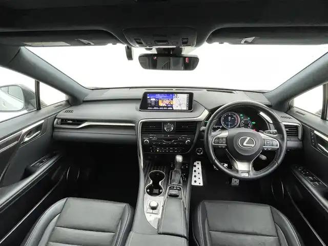 レクサス ＲＸ 450h Fスポーツ 熊本県 2018(平30)年 3.4万km ホワイトノーヴァガラスフレーク 禁煙車　/サンルーフ　/純正ナビ（ＣＤ・ＤＶＤ・フルセグ・ＢＴ・ＳＤ・ＡＵＸ・ＵＳＢ）/バックカメラ　/純正前方ドライブレコーダー　/ビルトインＥＴＣ２．０　/ＴＯＭＳエアロ（Ｆ・Ｓ・Ｒ）/トヨタセーフティーセンス/・プリクラッシュセーフティ/・レーダークルーズコントロール/・車線逸脱警報/・ブラインドスポットモニター/横滑り防止/パーキングアシスト/前後クリアランスソナー/前席シートヒーター/前席エアーシート/前席パワーシート/パワーバックドア/ステアリングヒーター/100V充電/ヘッドアップディスプレイ/純正フロアマット/純正２０インチAW/オートライト/オートマチックハイビーム/LEDヘッドライト/フォグライト/スマートキー/プッシュスタート