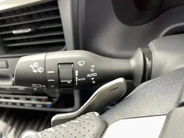 レクサス ＲＸ 450h Fスポーツ 熊本県 2018(平30)年 3.4万km ホワイトノーヴァガラスフレーク 禁煙車　/サンルーフ　/純正ナビ（ＣＤ・ＤＶＤ・フルセグ・ＢＴ・ＳＤ・ＡＵＸ・ＵＳＢ）/バックカメラ　/純正前方ドライブレコーダー　/ビルトインＥＴＣ２．０　/ＴＯＭＳエアロ（Ｆ・Ｓ・Ｒ）/トヨタセーフティーセンス/・プリクラッシュセーフティ/・レーダークルーズコントロール/・車線逸脱警報/・ブラインドスポットモニター/横滑り防止/パーキングアシスト/前後クリアランスソナー/前席シートヒーター/前席エアーシート/前席パワーシート/パワーバックドア/ステアリングヒーター/100V充電/ヘッドアップディスプレイ/純正フロアマット/純正２０インチAW/オートライト/オートマチックハイビーム/LEDヘッドライト/フォグライト/スマートキー/プッシュスタート