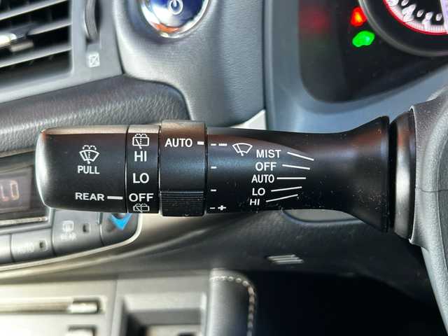 レクサス ＣＴ 200h バージョンC 富山県 2016(平28)年 6.1万km レッドマイカクリスタルシャイン 純正メモリーナビ/CD/DVD再生/フルセグTV/Bluetooth接続/バックカメラ/LEDヘッドライト/ETC/黒革シート/シートヒーター/スマートキー/プッシュスタート/電動ミラー/クリアランスソナー/パワーシート/純正アルミホイール/保証書